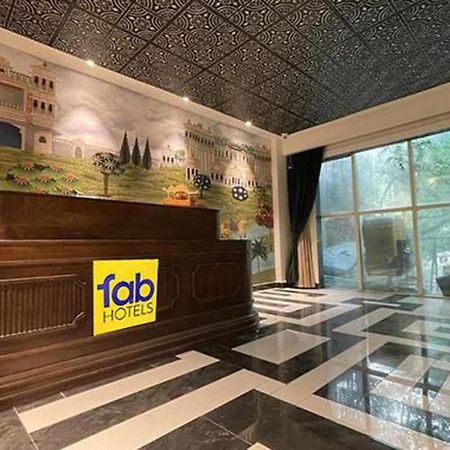 Fabhotel Prime The Seven Seeds نيودلهي المظهر الخارجي الصورة